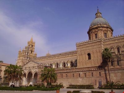 La Cattedrale Palermo cesco19 - ©iStockphoto.com cesco19 - ©iStockphoto.com