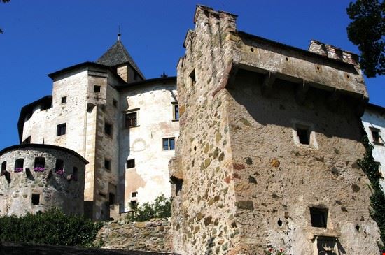 Il Castello di Presule Il Castello di Presule  