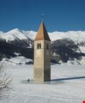 il campanile "sospeso"  del lago di braies