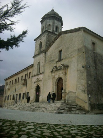 IL SANTUARIO DELLA SACRA SPINA (facciata principale)