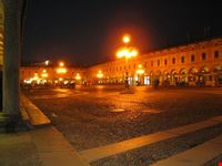 piazza serale