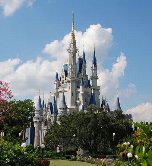 Disney World - SteamFan - SteamFan - Creative Commons