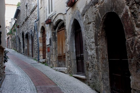 Vicoli