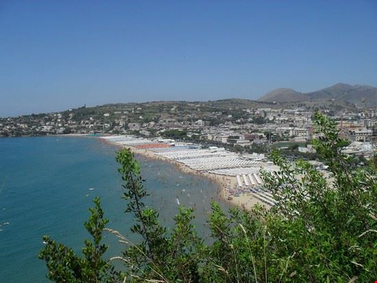 Spiaggia di Serapo Gaeta  
