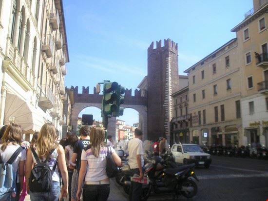  Verona  