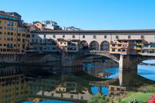 veduta laterale del ponte vecchio