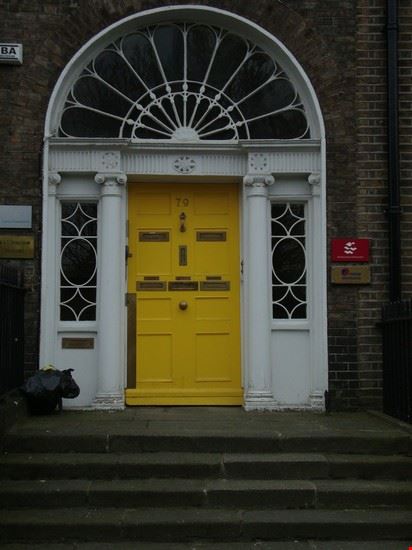 Merrion Square Park Le caratteristiche porte colorate!  