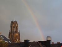 koeln st agnes mit regenbogen