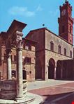 Pozzo e Palazzo Comunale (sec XV)