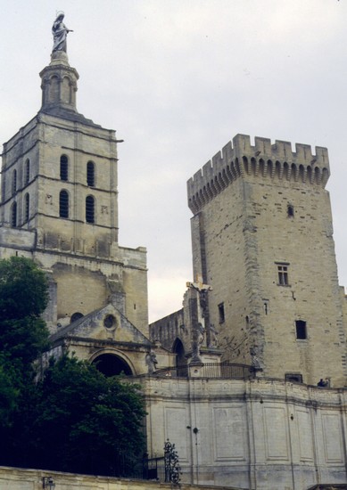 torre palazzo papale avignone