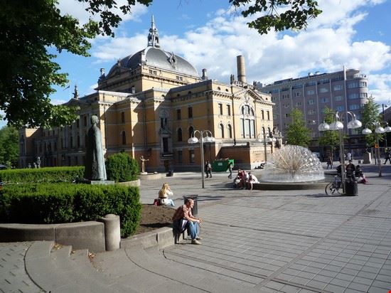 Teatro Nazionale - Creative Commons - Creative Commons - Michael Spiller
