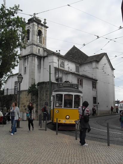Tram 28