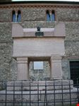 tomba di francesco petrarca