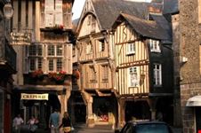Dinan