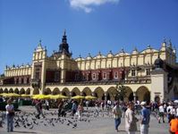 cracow the renaissance cloth hall