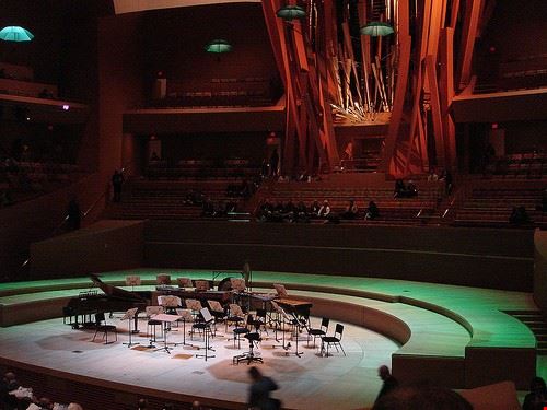 Walt Disney Concert Hall Los Angeles Creative Commons - Ilpo's Sojourn Creative Commons