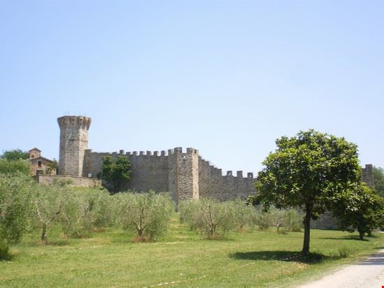  Una cosa incredibile...l'isolata e selvaggia isola Polvese sul lago trasimeno!!!!  