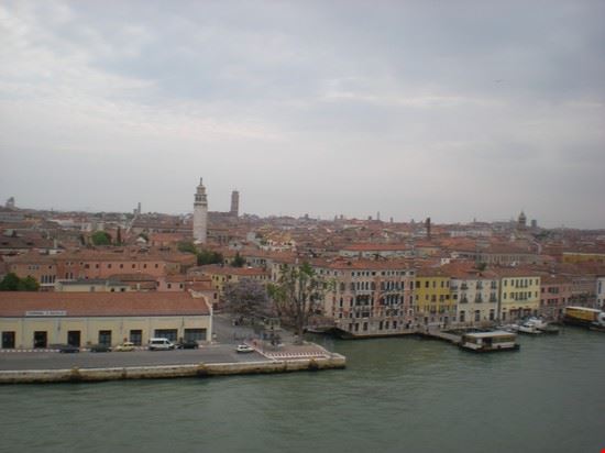 Laguna di Venezia veduta della laguna di venezia dall ingresso porto navi  