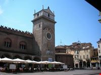 piazza e palazzo della ragione