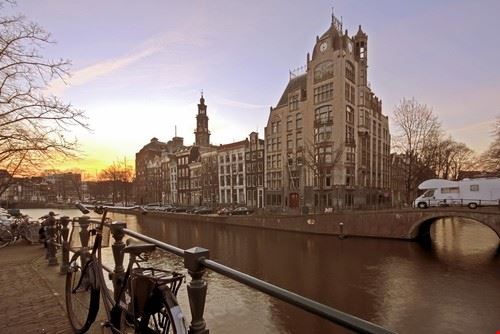 Jordaan  Amsterdam devi - www.shutterstock.com devi