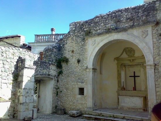  Fontecchio  