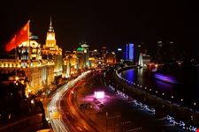 shanghai nachtaufnahme vom bund in shanghai