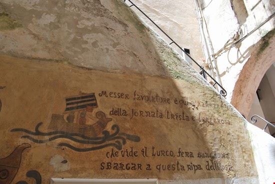 Piazzetta del Pozzetto Sperlonga  