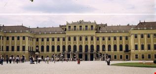 castello di schonbrunn vienna