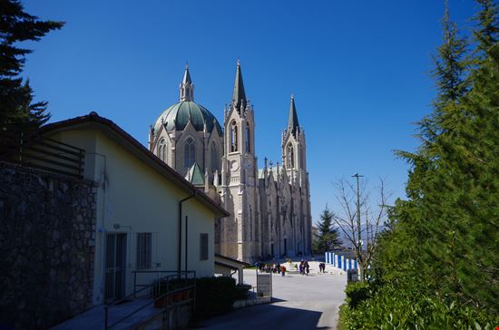 Castelpetroso Santuario di Maria Santissima Addolorata stock.adobe.com 