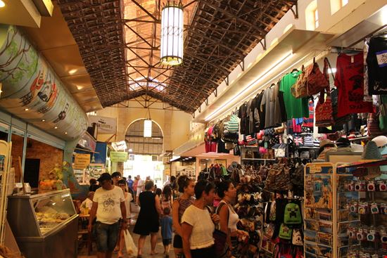 Mercato coperto Chania Mercato coperto Chania RukiMedia / Shutterstock.com 