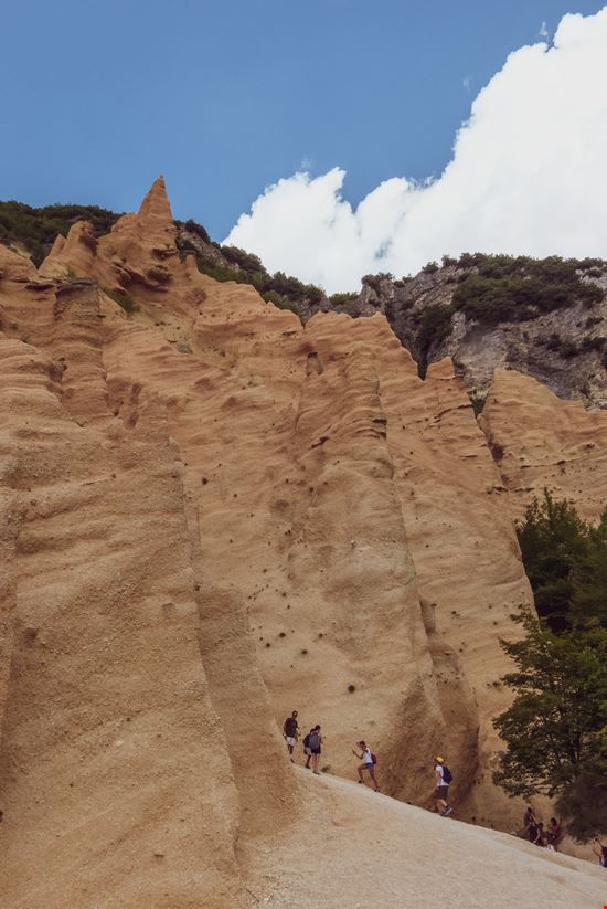 Fiastra Lame Rosse stock.adobe.com 