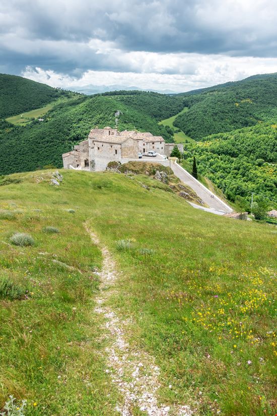 Elcito Il ‘piccolo Tibet’ delle Marche stock.adobe.com 