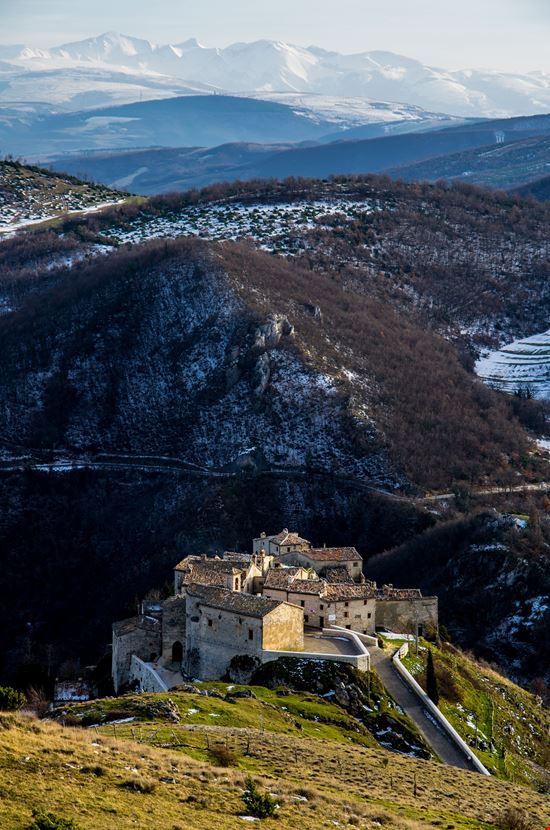 Elcito Il ‘piccolo Tibet’ delle Marche stock.adobe.com 