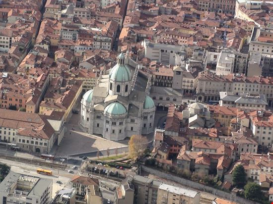 Como Duomo stock.adobe.com 