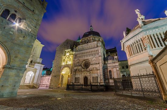 Bergamo Duomo di Bergamo stock.adobe.com 
