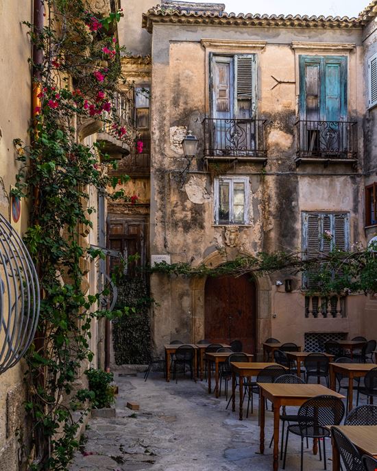 Tropea Centro Storico stock.adobe.com 
