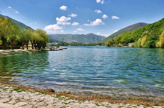 Scanno Lago stock.adobe.com 