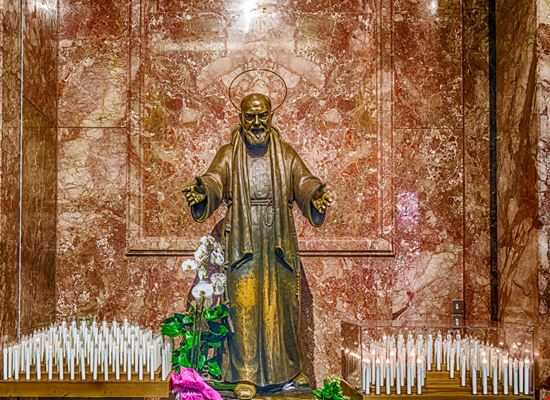 San Giovanni Rotondo Santuario di Padre Pio stock.adobe.com 