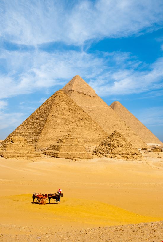 Piramidi di Giza Piramidi di Giza Pius Lee - Shutterstock.com 