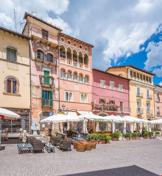 Tagliacozzo Centro storico Stefano_Valeri / Shutterstock.com 