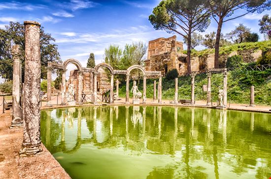 Villa Adriana Villa Adriana bwzenith - Istockphoto.com 