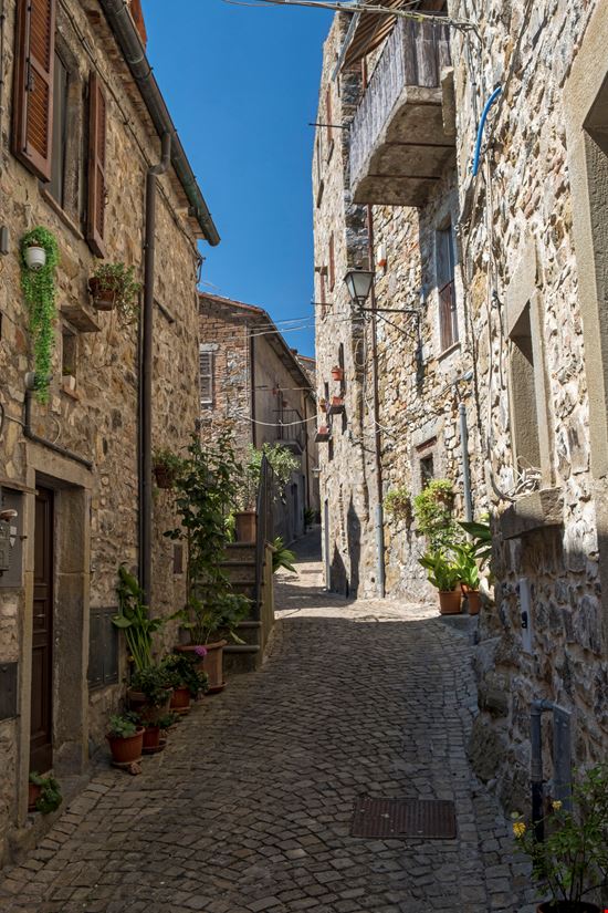 Baschi Baschi clodio - Istockphoto.com 