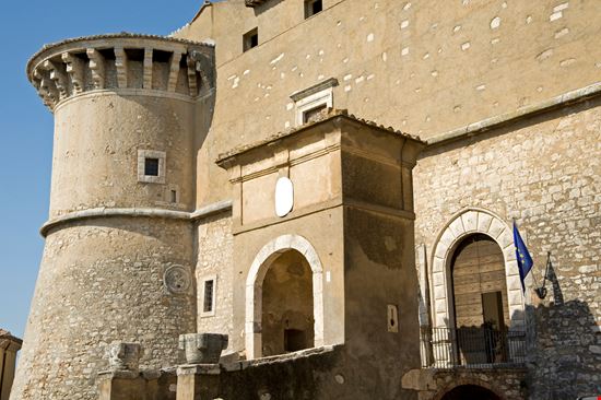 Castello di Alviano Castello di Alviano PaoloGaetano - Istockphoto.com 