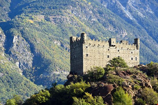 Castello di Ussel Castello di Ussel Erick Margarita Images / Shutterstock.com 