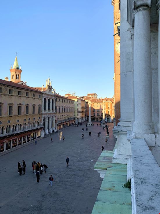 Piazza dei Signori Vicenza stock.adobe.com 