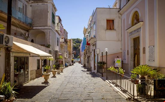 Procida Marina Grande stock.adobe.com 