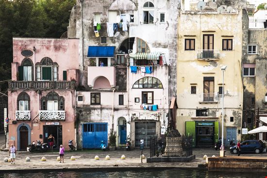 Procida Marina Grande stock.adobe.com 
