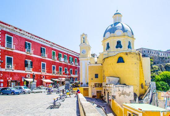Procida Marina Grande stock.adobe.com 