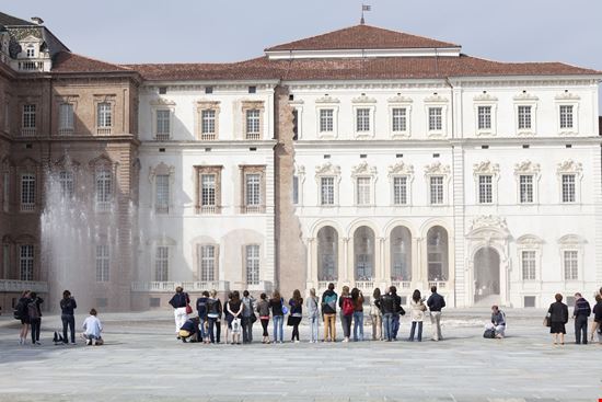 La Reggia di Venaria Reale Il palazzo da favola alle porte di Torino stock.adobe.com 