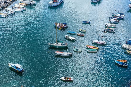 Procida Marina Grande stock.adobe.com 